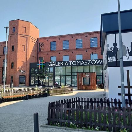 Ferienwohnung Apart Ak Plus Netflix Tomaszów Mazowiecki Exterior foto